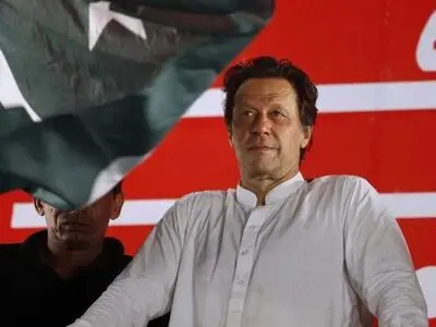 Pakistan Prime Minister departs for Iran official visit