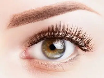 پرپشتی مژه ها با روغن کرچک