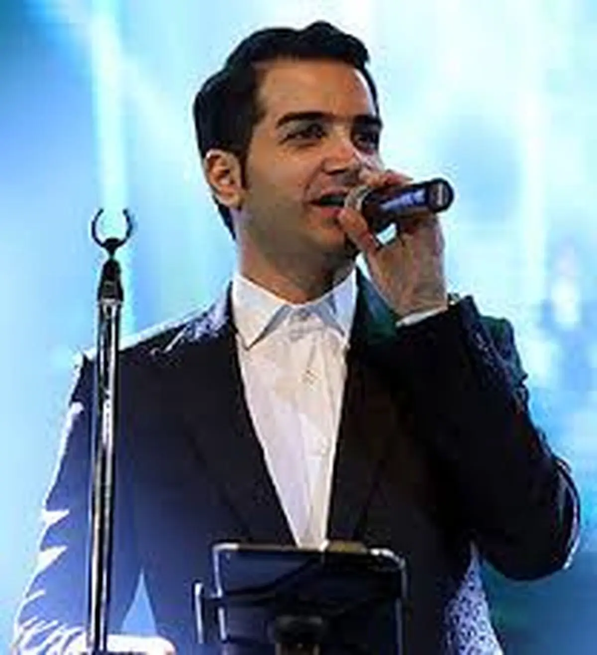 کنسرت "محسن یگانه" در رشت برگزار می‌شود