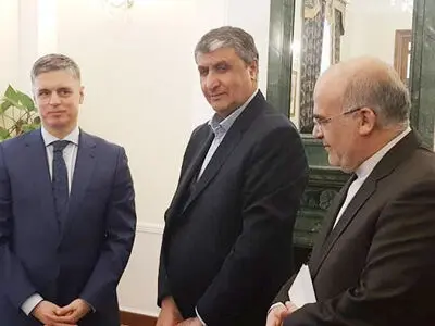 وزیر خارجه اوکراین و وزیر راه ایران دیدار کردند/ تسلیم پیام رئیس‌جمهور به زلنسکی