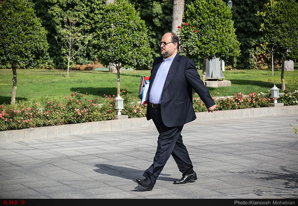 شریعتمداری در وزارت صمت بد شانسی آورد اما می‌توان در قامت وزیر کار به وی اعتماد کرد