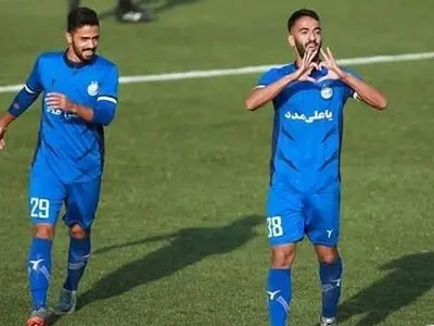 زننده گل قهرمانی امید استقلال: بدون پنالتی 17 گل زدم آن هم در پست وینگر