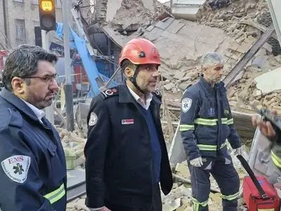آخرین وضعیت مصدومان حادثه آوار ساختمان در خیابان طالقانی