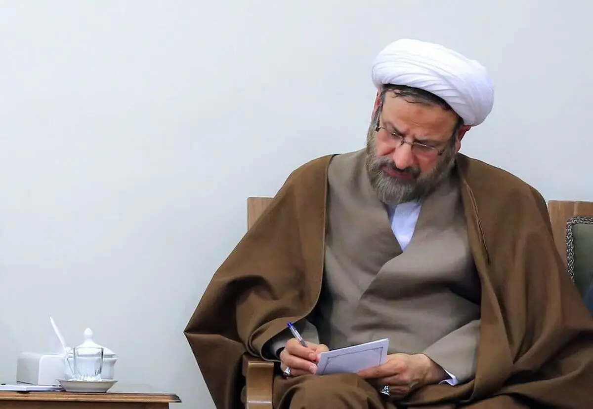 احمد واعظی درگذشت برادر آیت الله مکارم شیرازی را تسلیت گفت