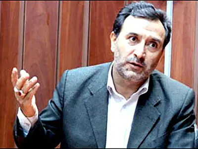 برخی مقامات بیش از آنکه فکر منافع کشور باشند، دنبال اخذ ویزای کانادا و آمریکا بودند