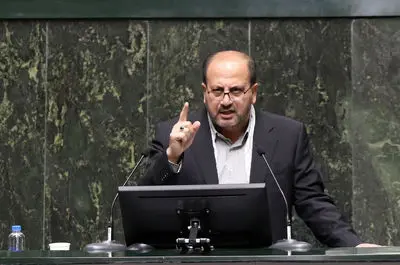 دولت در بحث بیمه و مالیات از کسب‌کارهای خرد آسیب‌دیده حوادث اخیر کشور حمایت کند