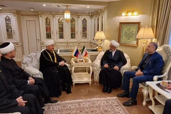 Leader’s aide meets Grand Mufti of Russia