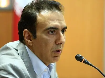مزدک میرزایی مرتکب اشتباهی استراتژیک شد/ تنها بخش کوچکی از آرشیو صداوسیما در اختیار میرزایی بود/ شرایط برای کار مجری سابق در صورت بازگشت به ایران مهیاست