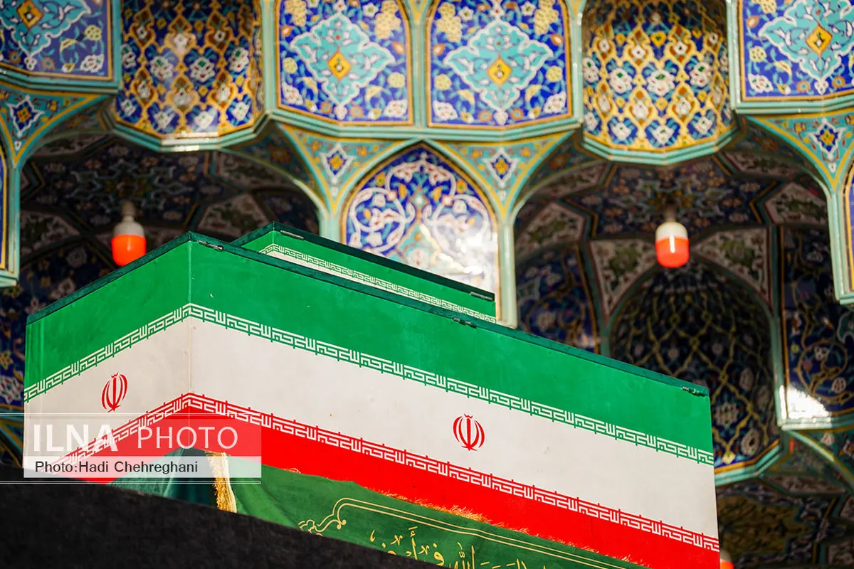تصاویری از تشییع بی‌نظیر امام شهید در حرم مطهر امیرالمومنین (ع) + فیلم