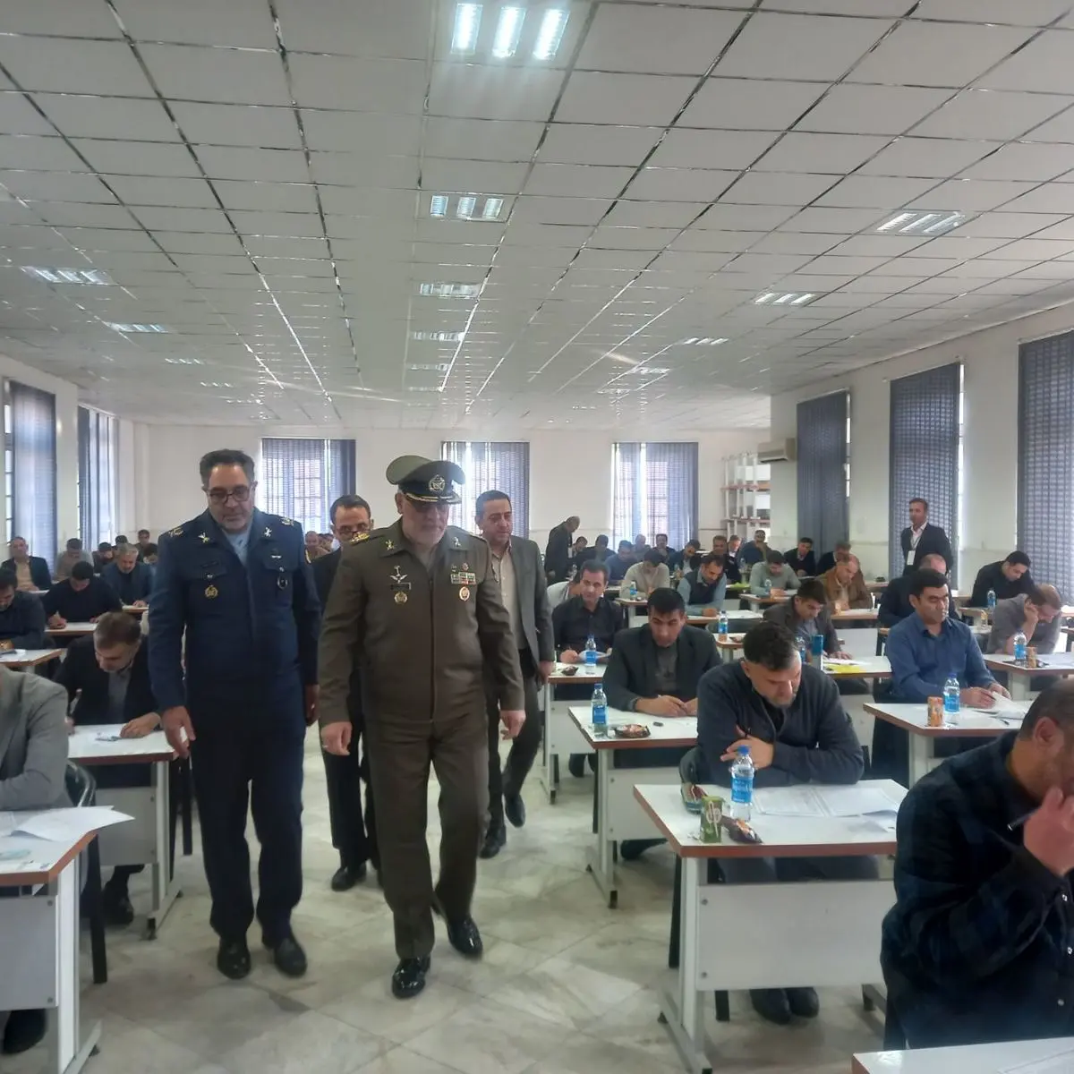 آزمون ورودی دکترای جغرافیای نظامی و کارشناسی ارشد مطالعات دفاع مقدس در دافوس ارتش برگزار شد