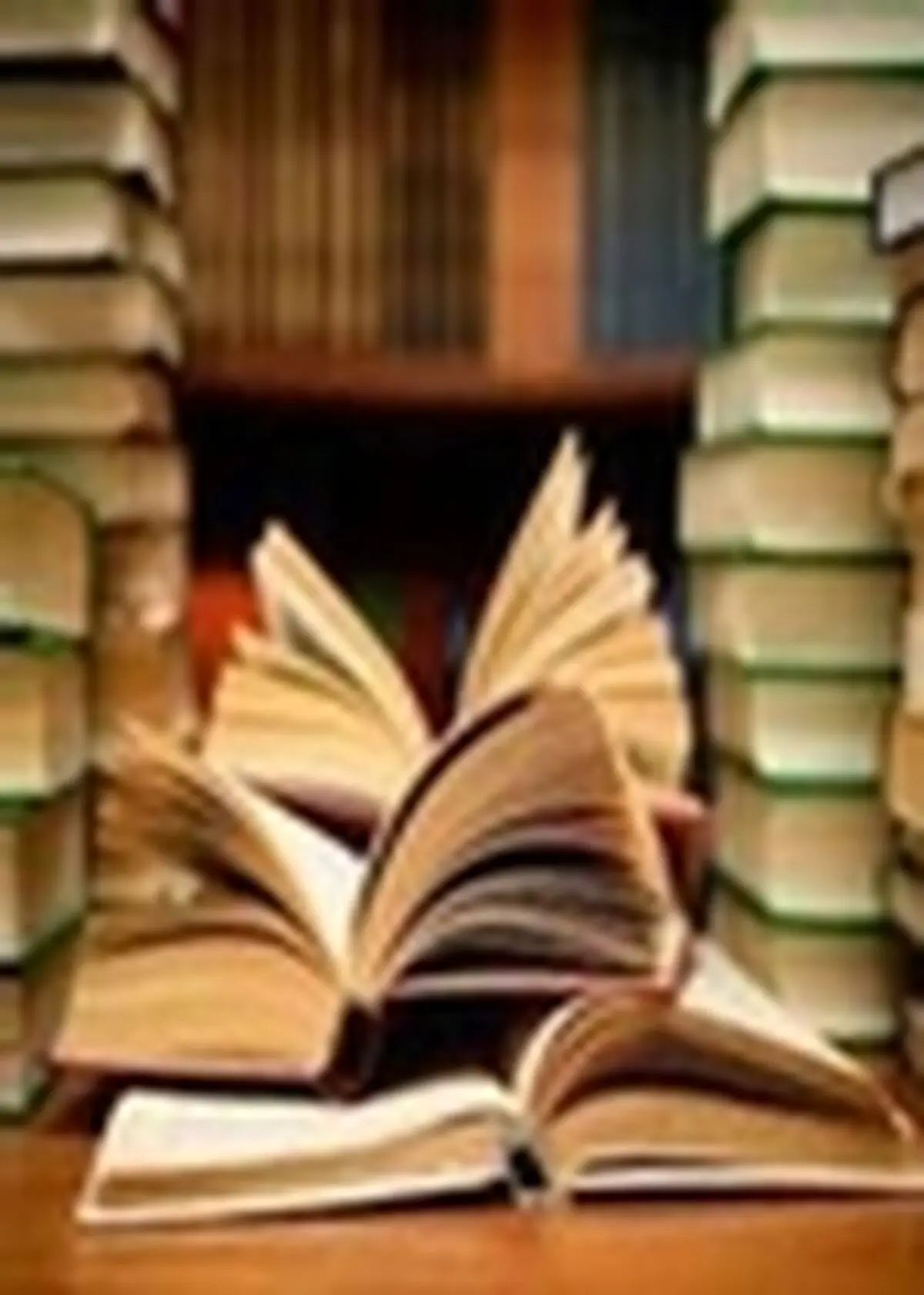 ۹۰۰ جلد کتاب به کتابخانه علی بن ابیطالب(ع) جوی آباد اهداء شد