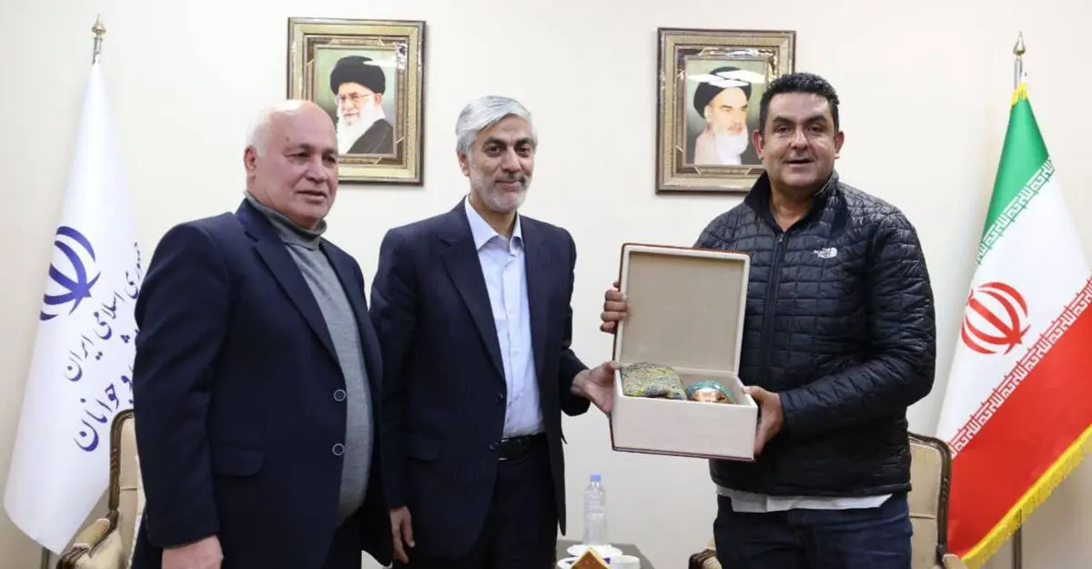 دیدار عضو هیات رییسه فدراسیون جهانی اسکیت با وزیر ورزش و جوانان