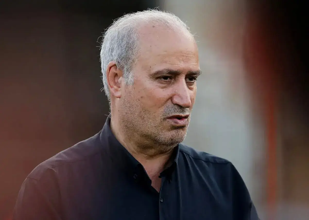 اگر وقتی کار تاج به افتضاح کشید گوش او را می گرفتند و بیرونش می کردند، الان طلبکار نمی شد