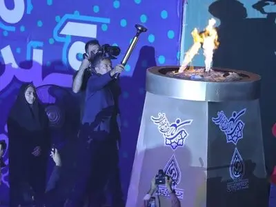مشعل بزرگترین رویداد ورزش شهروندی کشور روشن شد