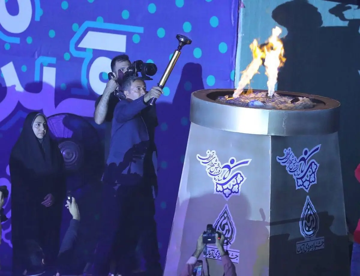 مشعل بزرگترین رویداد ورزش شهروندی کشور روشن شد