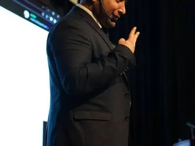 طراحی ‌یک پلتفرم چندمنظوره به عنوان یک اکوسیستم اجتماعی جدید متاورس 