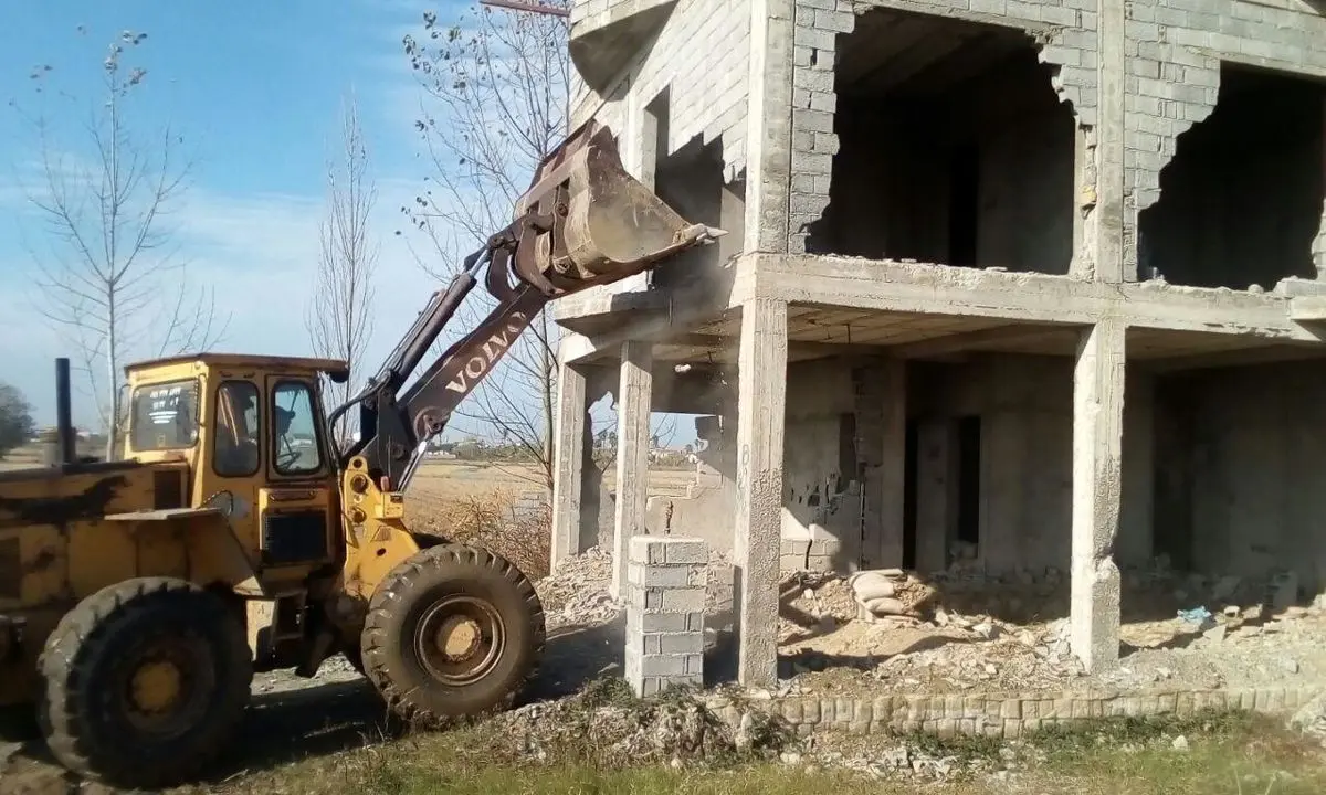 ساختوسازهای غیرمجاز در استان مرکزی زیر تیغ قانون قرار دارد