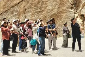 گردشگری ادبی فارس؛ روایتی از حافظ و سعدی تا آگاتا کریستی