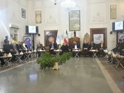 از نصب مجسمه نظامی در میدان تهران تا برگزاری رویدادها در خارج از کشور