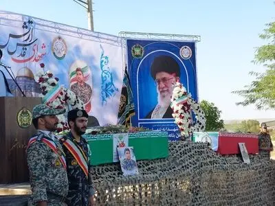 پیکر شهیدان امنیت هوایی ارتش در ماهشهر تشییع شد
