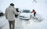 انسداد جاده ساری - کیاسر - سمنان در پی بارش برف