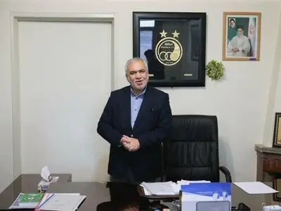 آتش سوزی در لانه عقاب/ دریافتی 300 میلیونی استقلال از هواداران