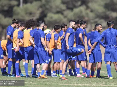 حضور مدافع استقلال در تمرین گل گهر