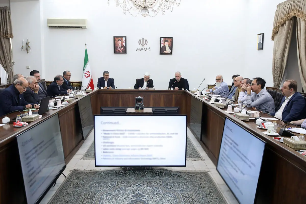 باید از علم عذرخواهی کنیم چراکه غلط سیاست‌گذاری کردیم