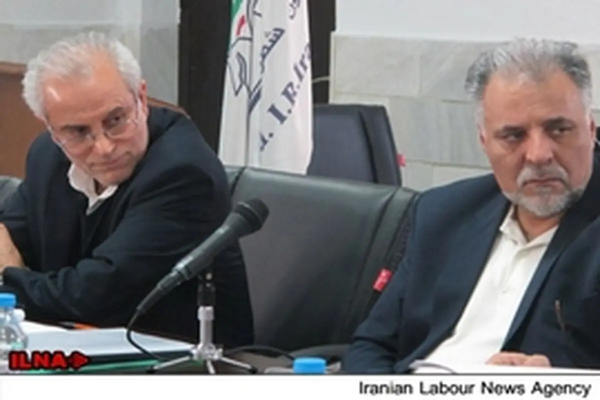 صمدی: معاون‌‌ وزیر مرتکب تخلف‌‌ آشکار شد / قانون‌آزمایشی نداریم / شطرنج با این‌مدیریت به جایی نمی‌رسد