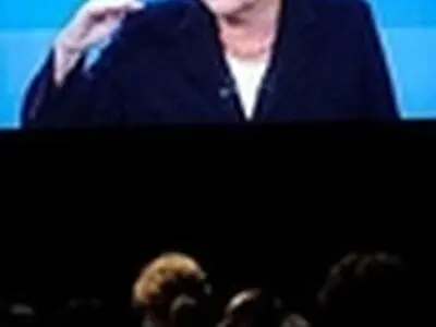 موافقت مرکل با تشکل دولت ائتلافی با حزب سوسیال دموکرات