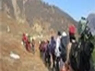 بانوان کارگر مراغه به قلل شاه معلم استان گیلان صعود کردند