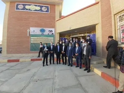 هنرستان ۱۵ کلاسه برکت در کرمانشاه به بهره برداری رسید