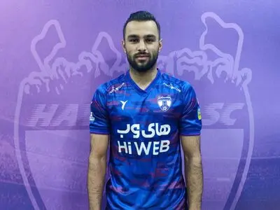 گرامی شاگرد عنایتی شد