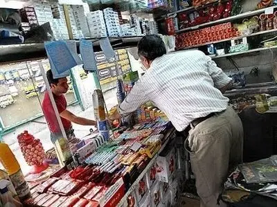 ادعای درخواست وجه نقد به صورت دلار یا سکه برای از سرگیری فعالیت دکه‌ها + پاسخ شرکت ساماندهی مشاغل