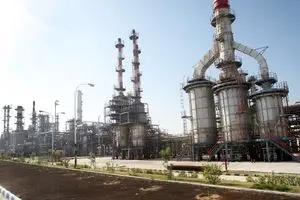 تاسیسات پالایشگاه نفت لاوان مورد حمله قرار گرفت