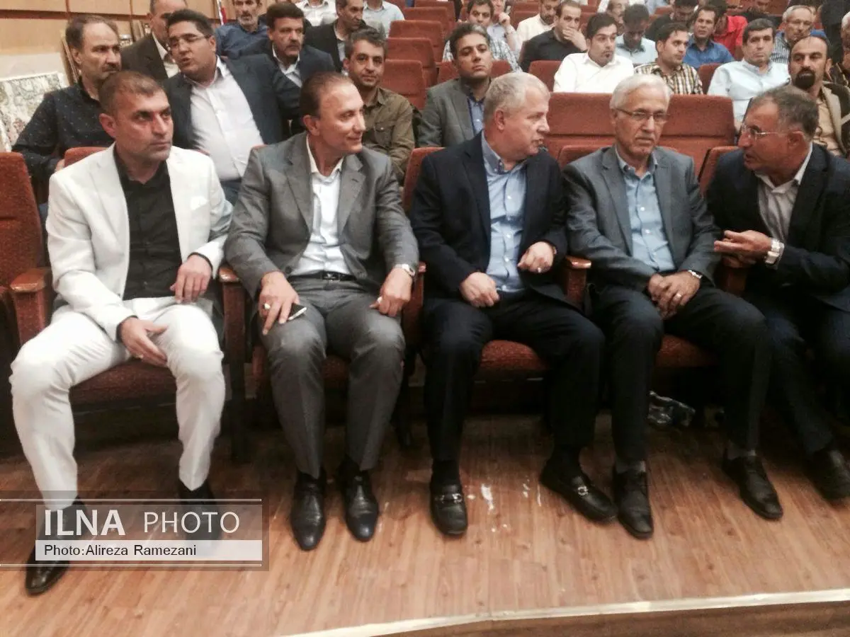 پروین عضو افتخاری کانون مربیان شد