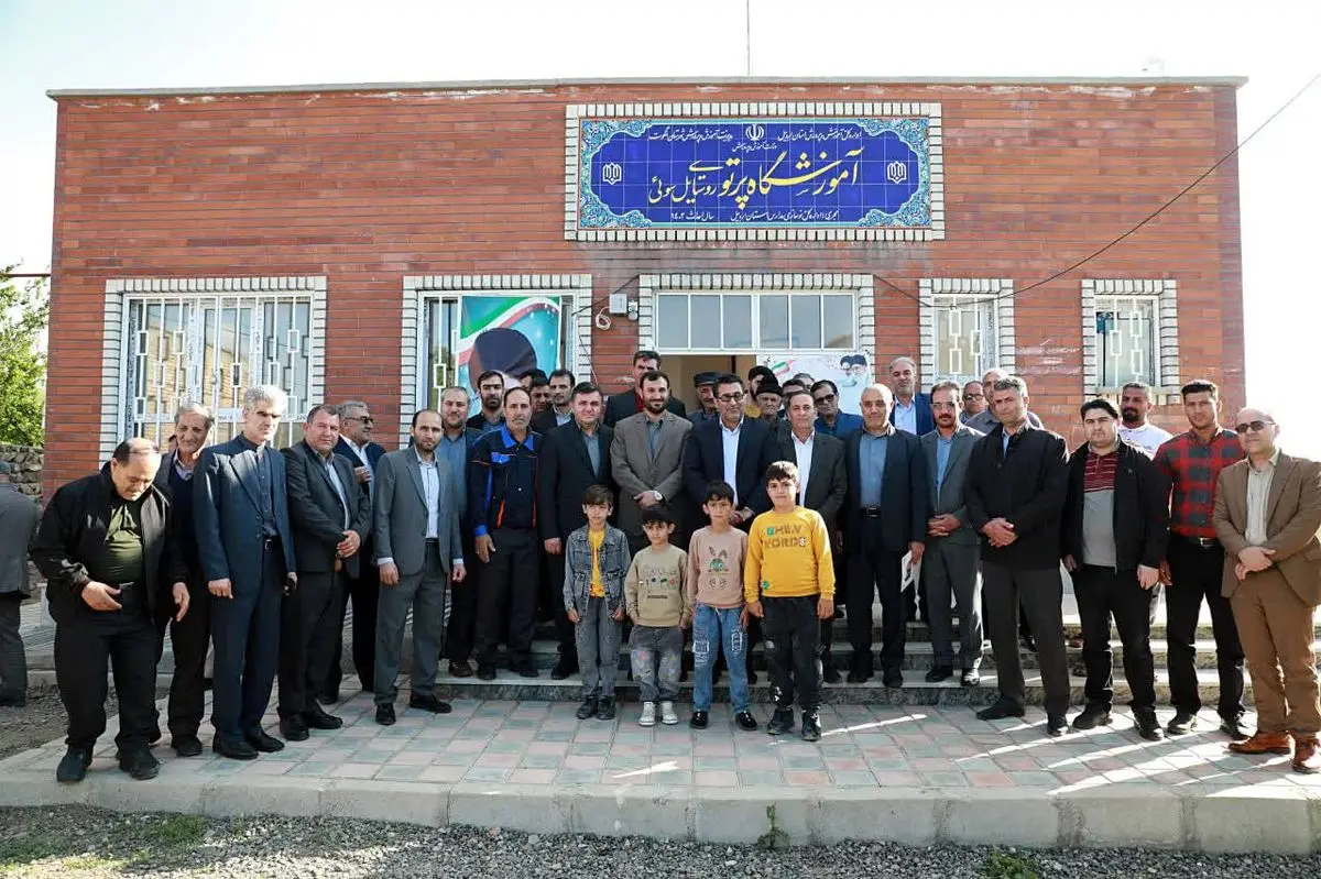 مدرسه دوکلاسه یلسویی انگوت افتتاح شد