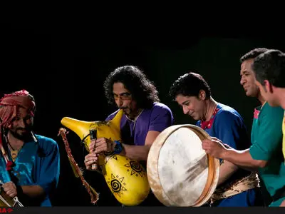 صدا و نور سالن کنسرت "لیان" را به دلیل تشویق‌های مخاطبان قطع ‌کردند/یک شب اجرا در سالن نمایشگاه بین‌المللی 75 میلیون تومان هزینه دارد
