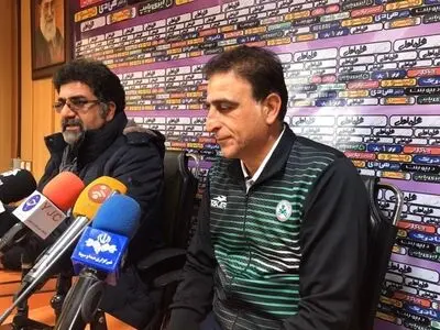 مربی ذوب‌آهن: حدادی‌فر را به دلیل محرومیت در اختیار نداریم / امیدواریم عیدی خوبی به هواداران بدهیم