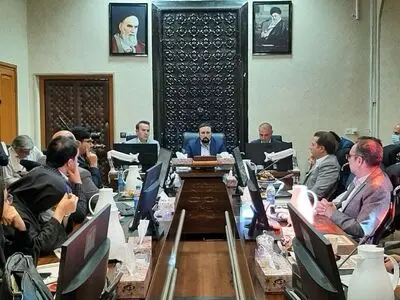 نصب "روزشمار" برای اتمام پروژه میدان سپاه / ثبت رکورد جدید در آسفالت کوچه ها و معابر سطح شهر
