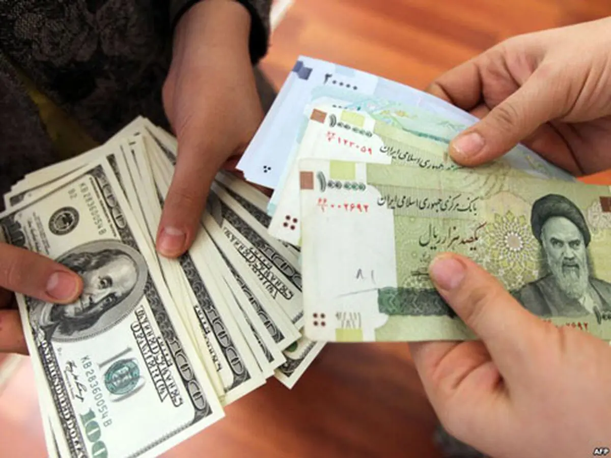 قیمت انواع ارز در بازار روز پنج شنبه