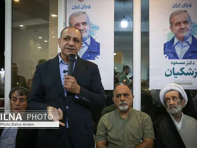  شبکه‌های معاند در حال تخریب دکتر پزشکیان هستند