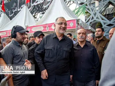افتتاح نمایشگاه عطر سیب
