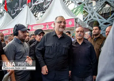 افتتاح نمایشگاه عطر سیب