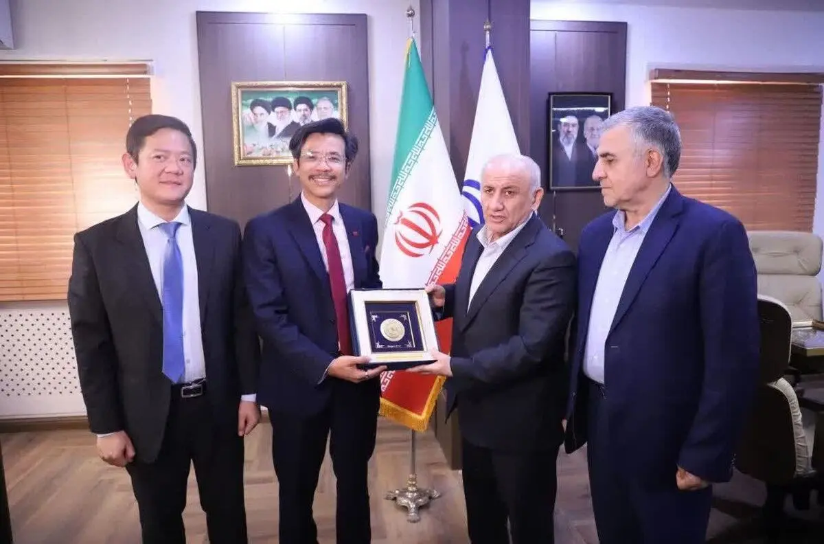توسعه صادرات  محور نقشه راه همکاری‌های استاندار مازندران و سفیر ویتنام