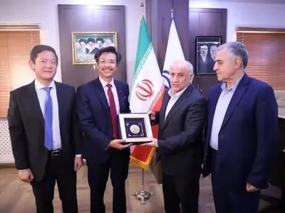 توسعه صادرات  محور نقشه راه همکاری‌های استاندار مازندران و سفیر ویتنام