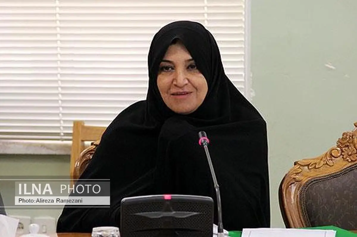امضاء تفاهم‌نامه همکاری بین کانون وکلای دادگستری و دفتر زنان و خانواده استانداری
