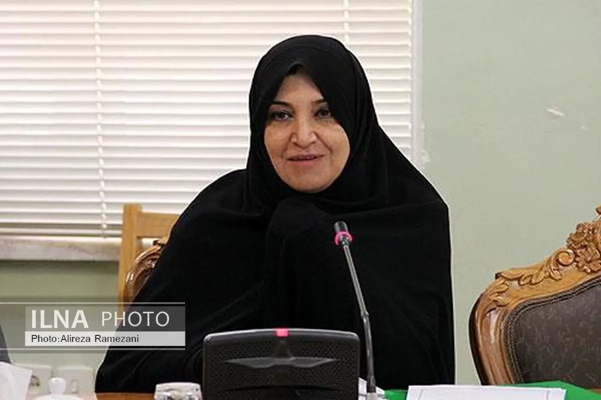 امضاء تفاهم‌نامه همکاری بین کانون وکلای دادگستری و دفتر زنان و خانواده استانداری