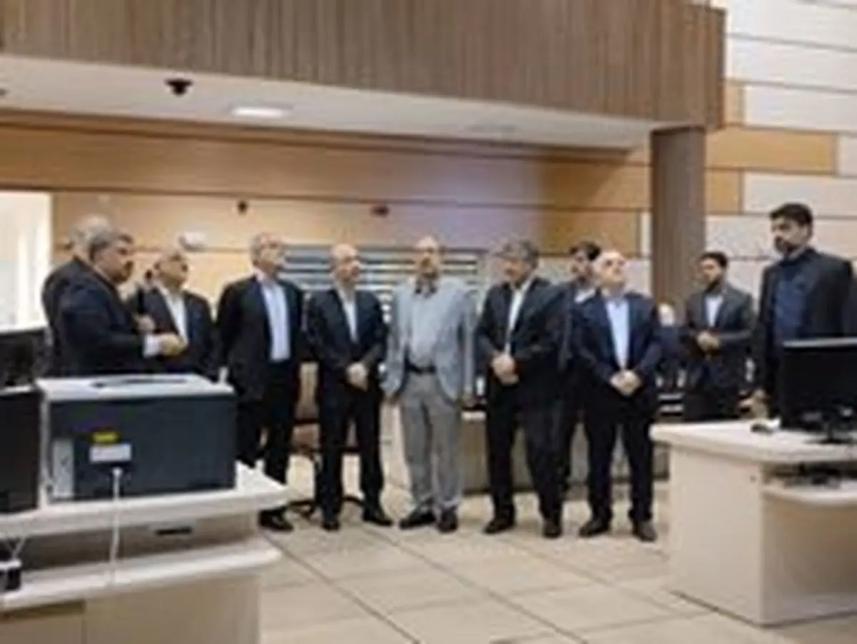 حضور رئیس‌جمهور در دیسپاچینگ برق 
