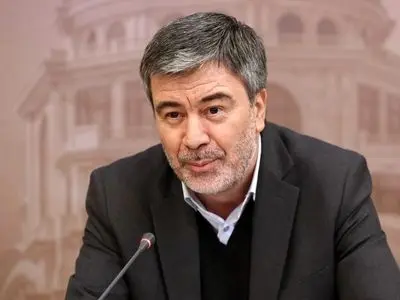 پیام رئیس هیئت‌مدیره و مدیرعامل بیمه ایران به مناسبت ولادت حضرت علی (ع) و روز پدر
